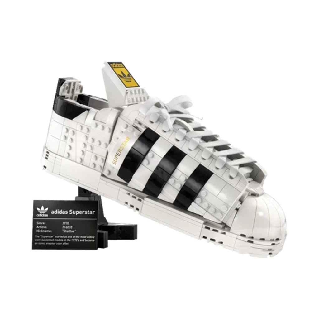 Конструктор LEGO Creator Кроссовки adidas Originals Superstar